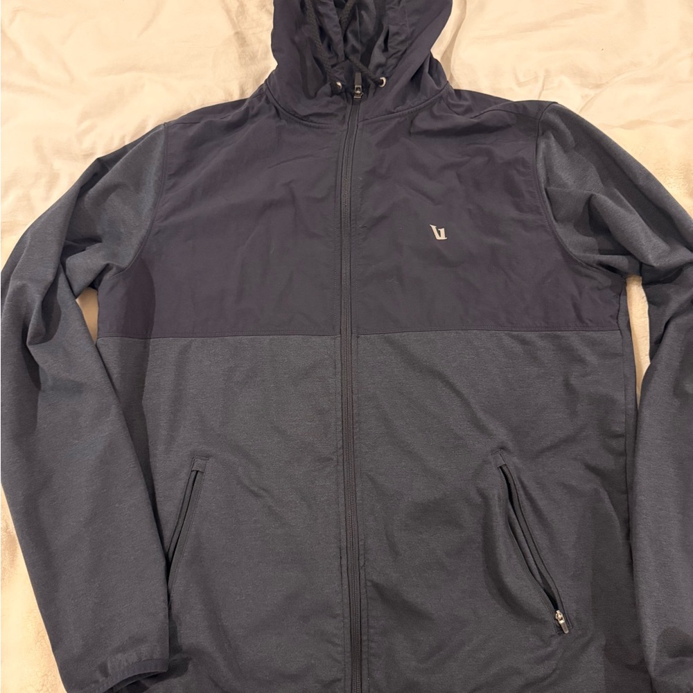 Vuori Men's Navy and Charcoal Windbreaker